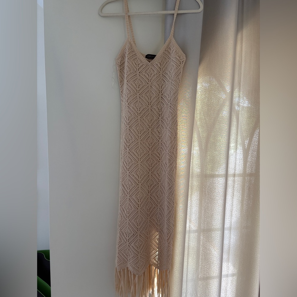 Elegant Cream Lace Dress